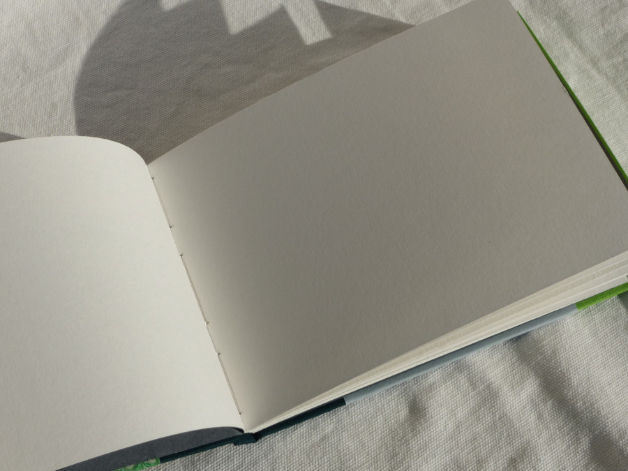 Carnet aquarelle, en toile verte, papier 300g, format paysage
