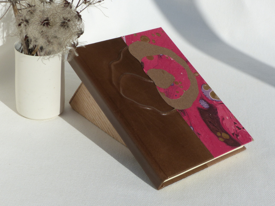 Carnet de note fleur en cuir marron