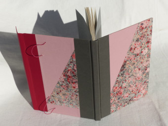 Carnet à dessin, en papier gris rouge rose, papier 90g