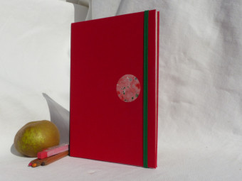 Carnet technique mixte, dos en cuir vert, plats en toile rouge, papier 180g