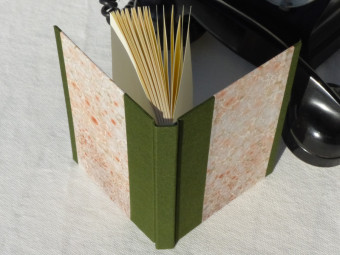 Small directory, binding cloth, khaki