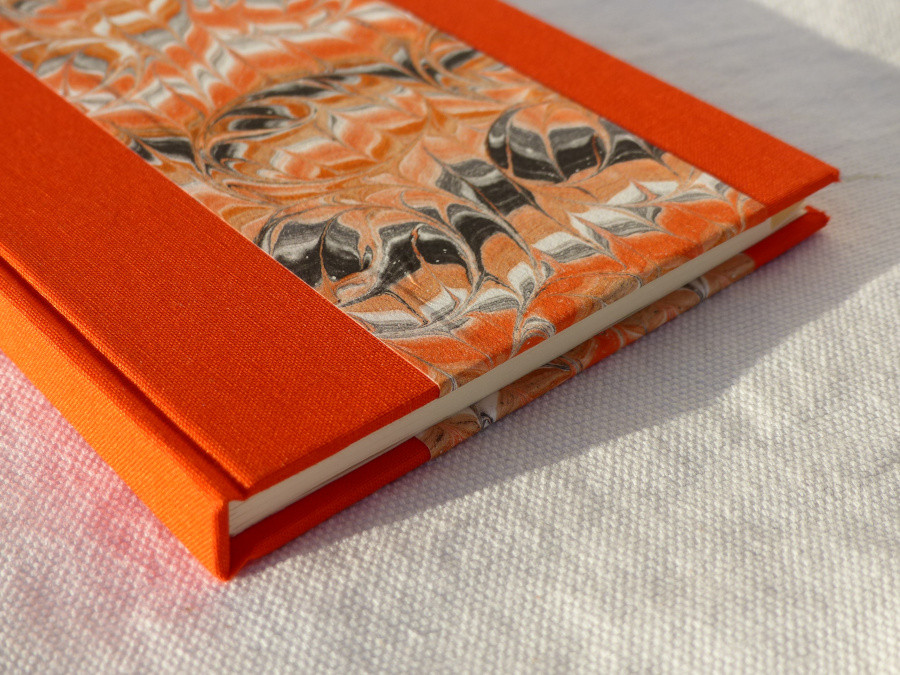 Grand répertoire en toile orange